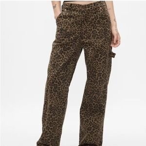 Gap 90's Loose Carpentar Mid Rise Jeans, Leopard Print, Size 30/10R